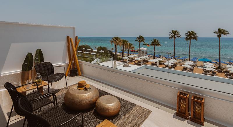 KALIVA FRONT SEA VIEW LUXURY JUNIOR SUITE