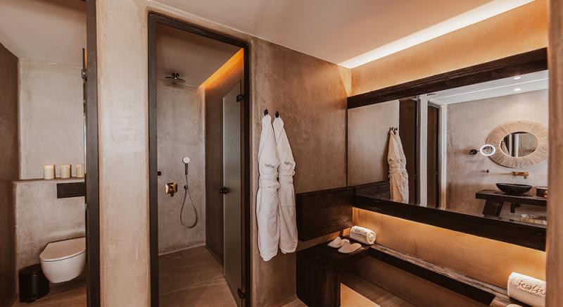 KALIVA FRONT SEA VIEW LUXURY JUNIOR SUITE