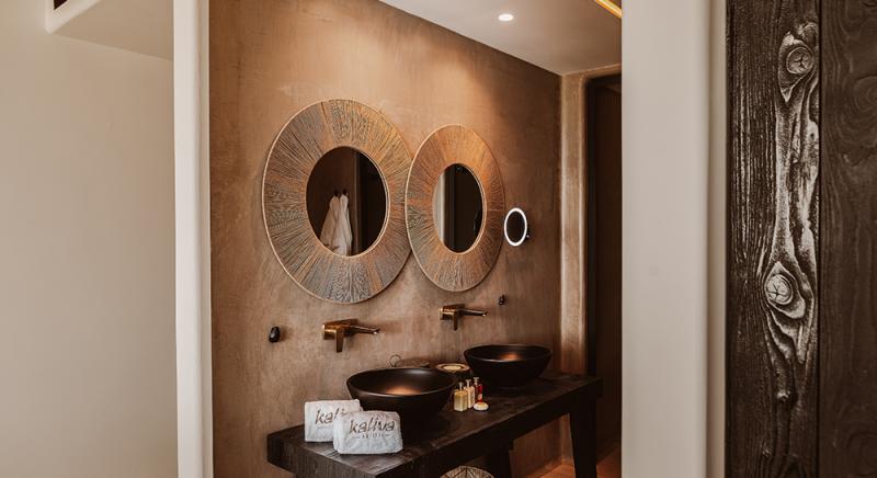 KALIVA FRONT SEA VIEW LUXURY JUNIOR SUITE