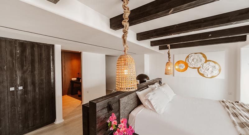 KALIVA FRONT SEA VIEW LUXURY JUNIOR SUITE WITH OUTDOOR HOT TUB