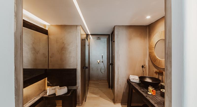 KALIVA FRONT SEA VIEW LUXURY JUNIOR SUITE WITH OUTDOOR HOT TUB