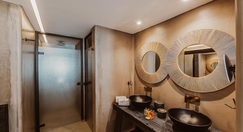 KALIVA FRONT SEA VIEW LUXURY JUNIOR SUITE WITH OUTDOOR HOT TUB