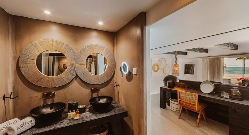 KALIVA FRONT SEA VIEW LUXURY JUNIOR SUITE WITH OUTDOOR HOT TUB