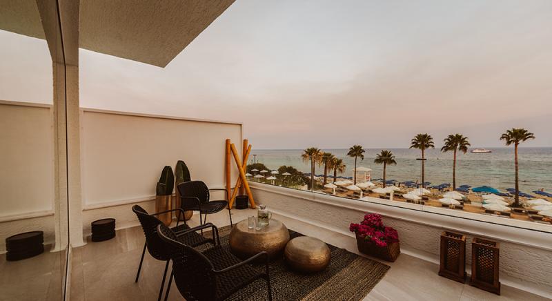 KALIVA FRONT SEA VIEW LUXURY JUNIOR SUITE