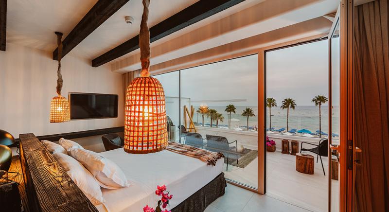 KALIVA FRONT SEA VIEW LUXURY JUNIOR SUITE